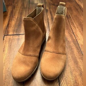 Sorel Harlow Chelsea Boots size 7 Brown Waterproof Suede Leather NL3335-224